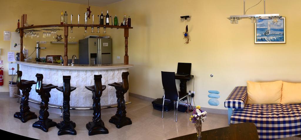 Apartments " Happy Villa " Splitska Szoba fotó